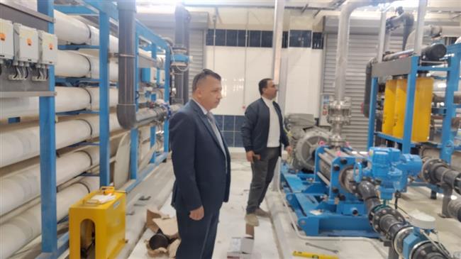 متابعة إنشاء محطة تحلية مياه البحر بالنجيلة
