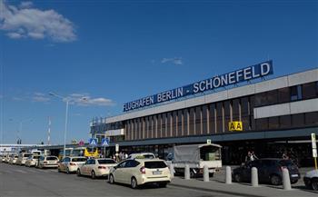   مطار برلين يُلغى الرحلات الجوية وسط إضراب لزيادة الأجور