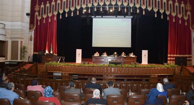 رئيس جامعة القاهرة ووزير الصحة يفتتحان المؤتمر العلمي الدولي "نحو طب الأسنان الرقمي والأخضر"