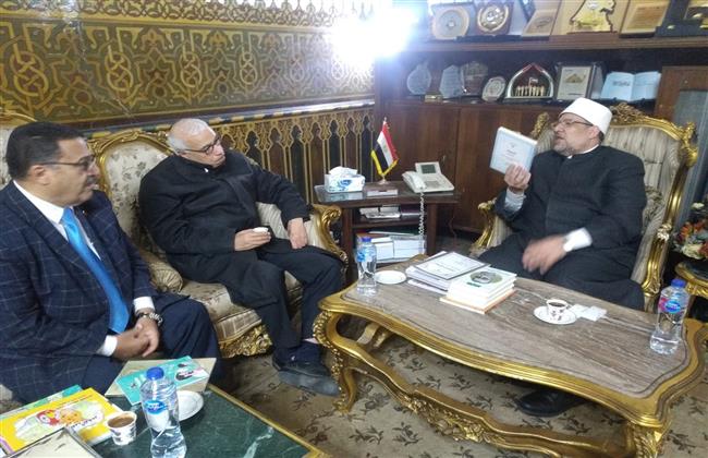 وزير الأوقاف يرحب بالتعاون المشترك مع مؤسسة دار المعارف