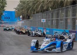   الكويت تستضيف الجولتين 2 و3 من بطولة الشرق الأوسط لسباقات الفورمولا غدا الجمعة