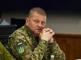   القائد العام للجيش الأوكراني يبحث مع رئيس الأركان الأمريكي حزمة المساعدات الجديدة لكييف