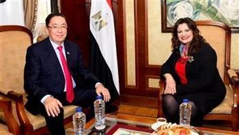 وزيرة الهجرة تبحث مع سفير كازاخستان التعاون وتوفير فرص العمل