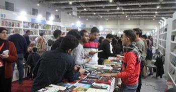   إقبال كثيف على إصدارات وزارة الأوقاف في أول أيام معرض القاهرة الدولي للكتاب