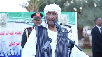   رئيس السيادة السودانى يشهد تخرج دفعة جدبدة من الكلية الحربية