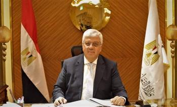 مركز بحوث الفلزات يبحث الاستفادة من خبرات الكلية الملكية بلندن فى تصنيع السيارات