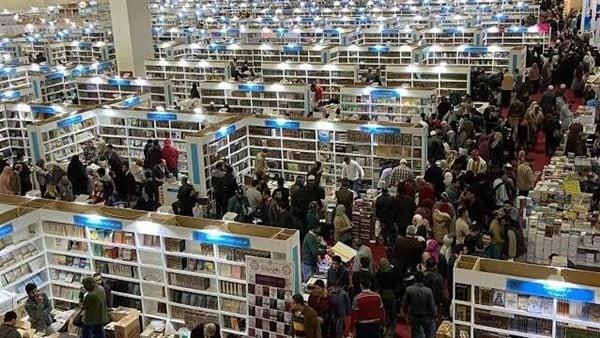 "تلك الرسائل".. مجموعة قصصية للكاتب مؤمن ممدوح بمعرض الكتاب الدولي