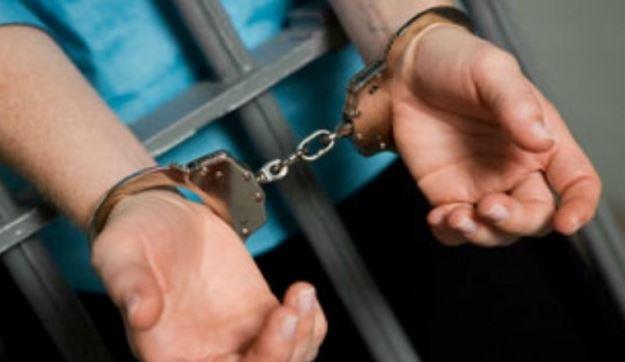 حجز شخص بتهمة حيازة مليون و300 ألف قطعة ألعاب نارية فى الجمالية