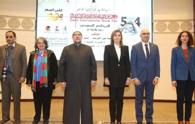 وزيرة الثقافة: الترجمة تُمثل مجالا خصبا لتبادل المعرفة وجسرا للتواصل الإنساني والحضاري