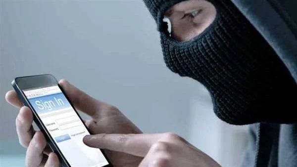 خبير تكنولوجيا: يحدث اصطياد إلكتروني مؤكد بنسبة 100% بعد التريندات والأعياد