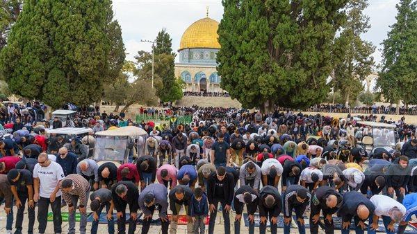 مستشار الخارجية الفلسطينية: اقتحام الأقصى دعوة إسرائيلية للدخول بـ«دوامة عنف»