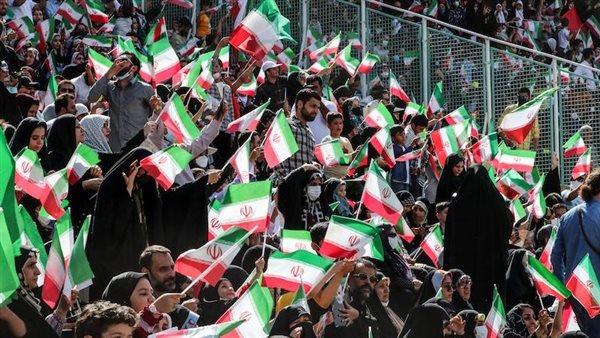 إيران تفرج عن لاعبي كرة قدم بعد توقيفهم خلال حفلة مختلطة في ليلة رأس السنة