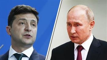   كاتب بريطاني: بوتين وزيلينسكي يسعيان إلى كسر حالة الجمود على جميع الجبهات في أوكرانيا