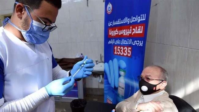 انطلاق حملة طرق الأبواب للتطعيم ضد كورونا بقنا
