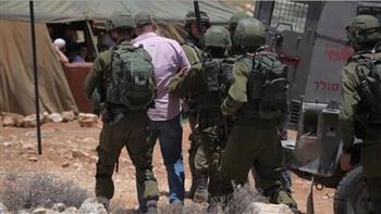   مستوطنون إسرائيليون يهاجمون مركبات المواطنين الفلسطينيين ويحاولون اقتحام ترمسعيا قرب رام الله