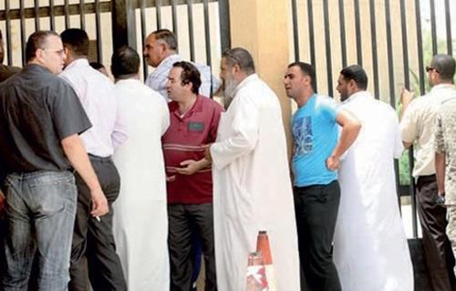 للمصريين بالسعودية.. تعديل رسوم تجديد تأشيرات الخروج والعودة والإقامة