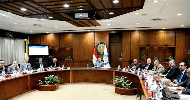 وزير البترول:  المشروعات الجديدة ركيزة أساسية لزيادة الانتاج