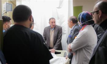 الخطيب يزور مشجع نادي الاتحاد.. ويؤكد على توفير الرعاية الطبية اللازمة