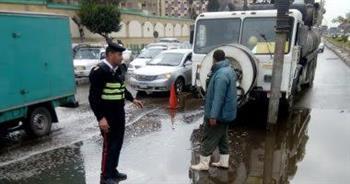 بسبب سوء الأحوال الجوية.. عمليات المرور ترفع حالة الطوارئ 