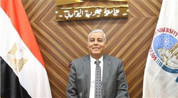 رئيس جامعة جنوب الوادي يهنئ البابا تواضروس والأخوة الأقباط بمناسبة عيد الميلاد المجيد