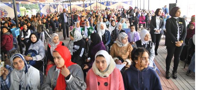 محافظ الغربية يشهد انطلاق القوافل التعليمية بالمحلة الكبرى