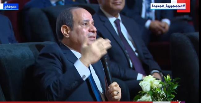  السيسى لـ وائل الفشنى: "محتاجين إحياء للفنون والتراث"