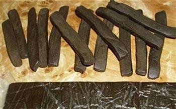 ضبط 20.5 كيلوجرام من مخدر الحشيش بحوزة شخصين بالجيزة