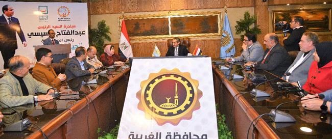محافظ الغربية يكرم القائمين على القوافل التعليمية التنويرية 