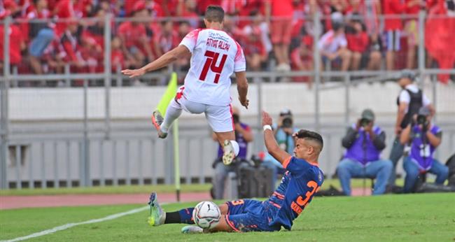 الدوري المغربي: الدفاع الحسني يفوز على أولمبيك خريبكة بهدفين لهدف