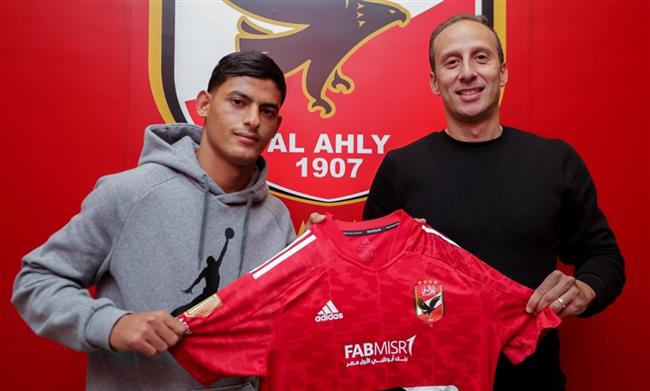 الأهلي يضم كريستو لاعب النجم الساحلي لمدة أربع سنوات ونصف