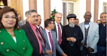 وفد جامعة أسوان يزور الكنيسة للتهنئة بعيد الميلاد المجيدة ويهنيء الأنبا بيشوي أسقف أسوان  
