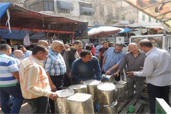 الأجهزة التنفيذية بالمحافظات تشن حملات لضبط وردع المخالفين للقانون 