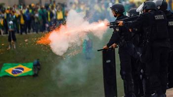   البرازيل.. إعفاء حاكم العاصمة والبحث عن قادة أعمال الشغب فى برازيليا