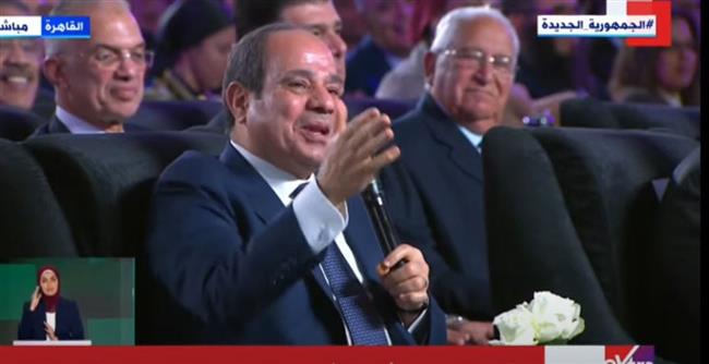  السيسي يدعو لمضاعفة جهود التحالف الوطنى: الأزمة لها تداعيات عالمية