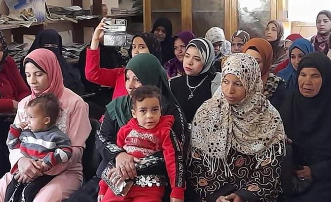 القومي للمرأة بأسيوط يعقد 12 جلسة حوار لتنمية الأسرة بقرى مركز صدفا 