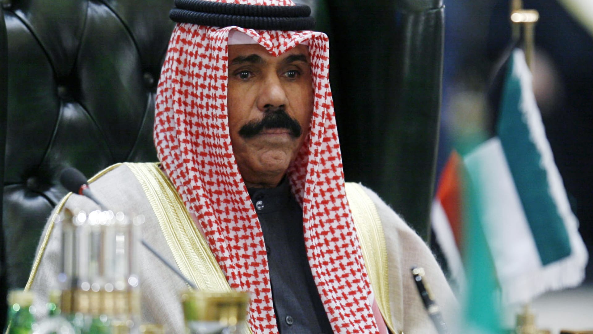 أمير الكويت يؤكد للرئيس التركي استنكار بلاده وإدانتها للهجوم الإرهابي