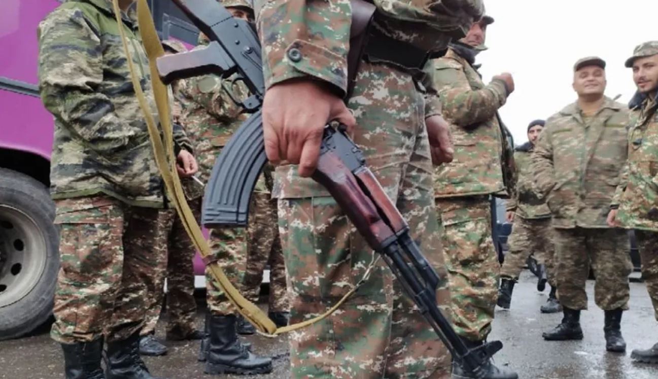 "الدفاع الروسية": القوات شبه العسكرية في "ناجورنو كاراباخ" تسلم دفعة جديدة من الأسلحة
