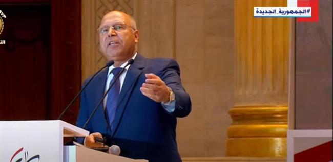 وزير النقل: 2 تريليون جنيه تكلفة تطوير القطاع في 10 سنوات