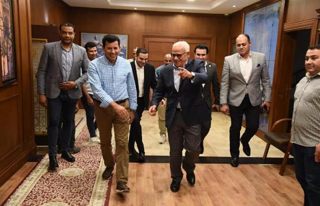 محافظ بورسعيد يستقبل وزير الشباب والرياضة استعدادًا لختام بطولة الجمهورية للشركات