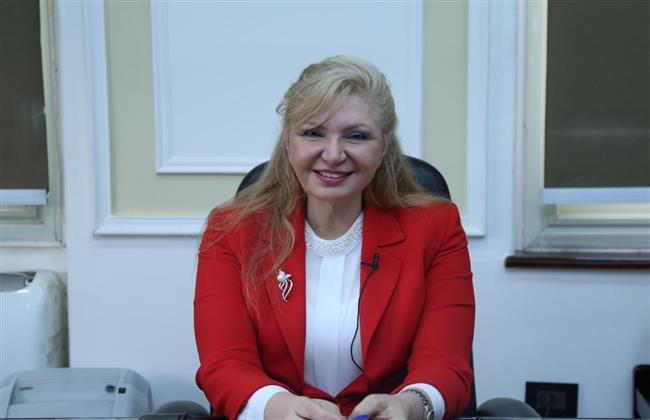 سهر الدماطي تكشف لـ"دار المعارف" أسباب وقف بطاقات الخصم المباشر للعملاء بالخارج