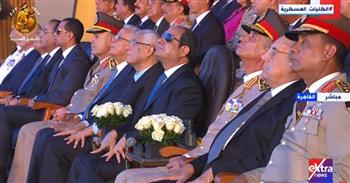   السيسى يشاهد عروضا لـ"إف 16" و"رافال" خلال حفل تخرج طلبة الكليات العسكرية