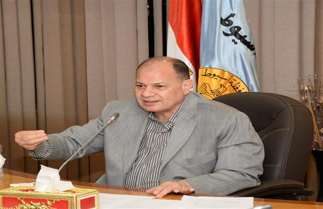 محافظ أسيوط: إزالة 27 حالة تعدي وبناء مخالف على أراضي زراعية