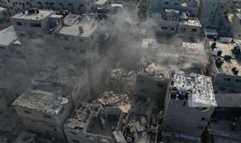  وكالة الأنباء الفلسطينية: الاحتلال الإسرائيلي يقصف مئات المواطنين في غزة خلال نزوحهم