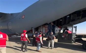   مطار العريش يستقبل 26 طن مساعدات إضافية للمحاصرين في غزة