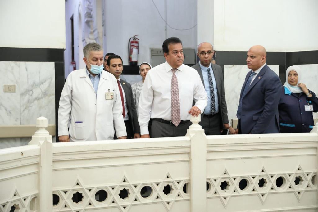 وزير الصحة يوجه بفتح تحقيق عاجل في توقف 4 أجهزة عن العمل بمستشفى "رمد قلاوون"