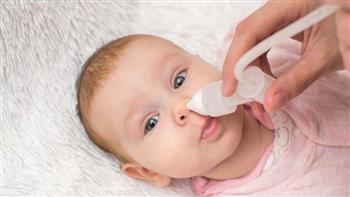   متى يجب تنظيف أنف الرضيع؟