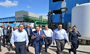   رئيس الوزراء يتفقد مصنع "غازات" بالمنطقة الصناعية جنوب بورسعيد