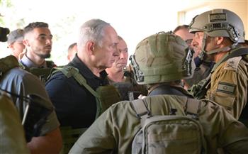   "نتانياهو" يلتقي جنوده على حدود غزة