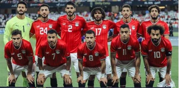 منتخب مصر يرتدي زيه التقليدي في مباراته الودية غدا أمام الجزائر