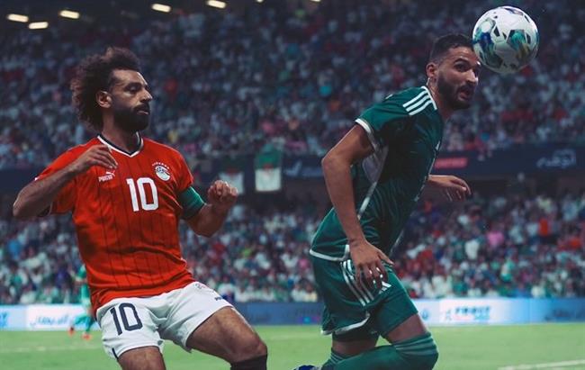 بعشرة لاعبين.. منتخب مصر يحقق تعادلا مثيرا مع الجزائر وديا